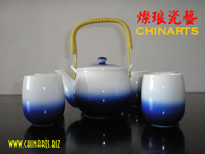 蓝白七彩釉茶具