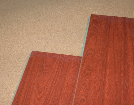 软木纸；软木板；唯康软木墙板；软木卷材；软木片材；软木地板；软木地垫；软木塞；