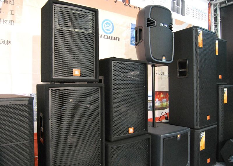 上海音响设备回收 二手音响回收 全套舞台音响设备回收