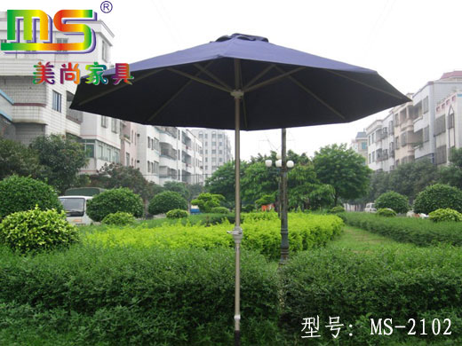 户外遮阳伞、户外家具，庭院伞