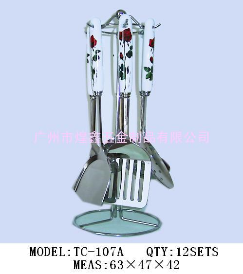 不锈钢陶瓷柄厨房用具，不锈钢陶瓷柄厨房套装。不锈钢陶瓷柄勺子
