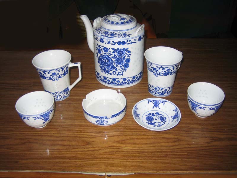 厂家供应 景德镇传统名瓷青花玲珑茶具