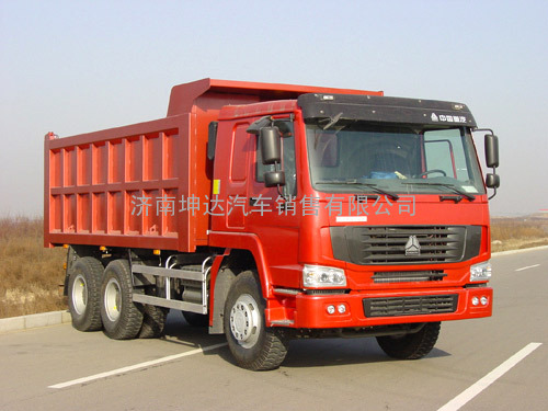 中国重汽HOWO7/ZZ3207N3647C1型自卸汽车底盘