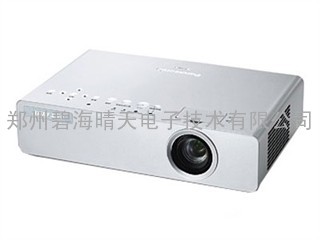 超高性价比松下PT-UX20投影机河南郑州报价