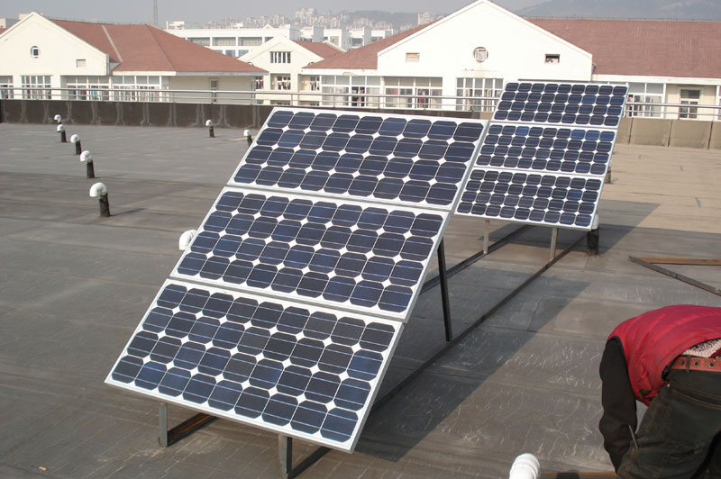 1000瓦独立太阳能发电系统，300瓦太阳能光伏供电系统，200瓦太阳能离网发电系统