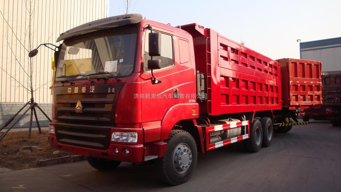 中国重汽济南豪运自卸车低价销售336马力钢丝胎法斯特箱5米6海沃149前置顶