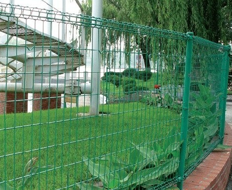 供应护栏网、双圈护栏网、小区护栏网、花园护栏网