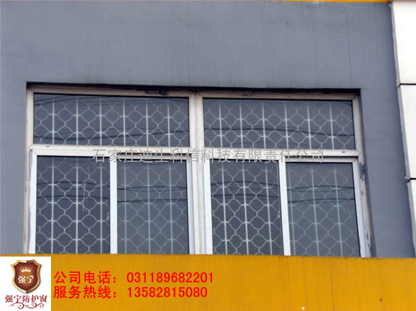 内置折叠式彩钢防护窗