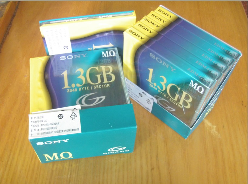 大量到货 3寸 SONY 1.3G MO光盘，MO盘片 渠道价