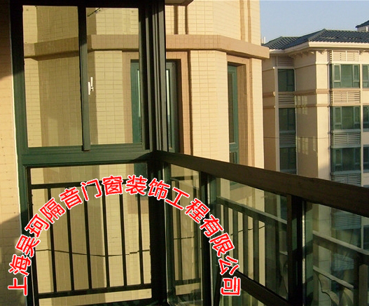 上海哪里有做真空隔音窗的     浦东隔音窗    杨浦隔音窗    隔音窗价格