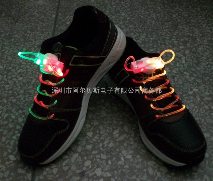 时尚热销新奇创意发光礼品 LED发光鞋带 七彩发光鞋带批发。。。