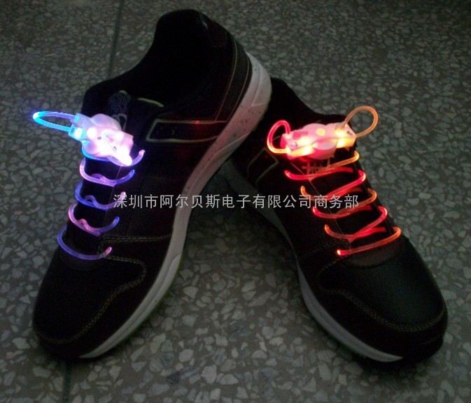 (厂家直销)时尚炫彩超高亮LED闪光鞋带。潮人必备装厂家特价批发
