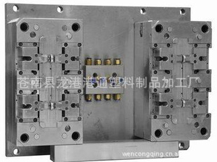 专业团队设计加工各种类型塑料模具