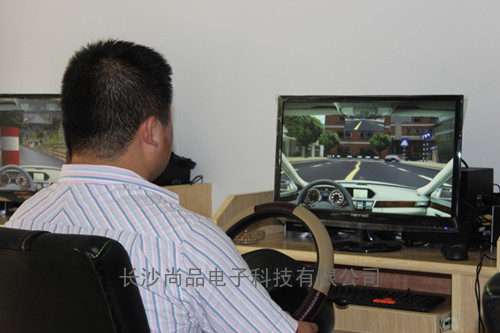 长沙汽车驾驶模拟训练机 出租长沙汽车模拟训练机