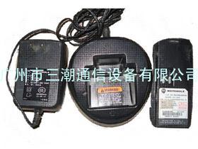 摩托罗拉 PMTN4092 GP2000充电器