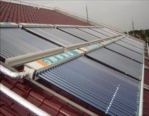 中国太阳能热水工程/太阳能热水器工程报价表/太阳能热水工程联箱