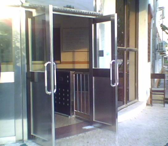 维修玻璃门 朝阳区专业玻璃门安装标准