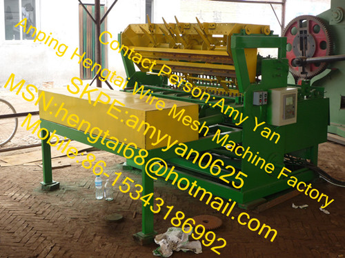 Breed aquatics row welded wire mesh panel machine