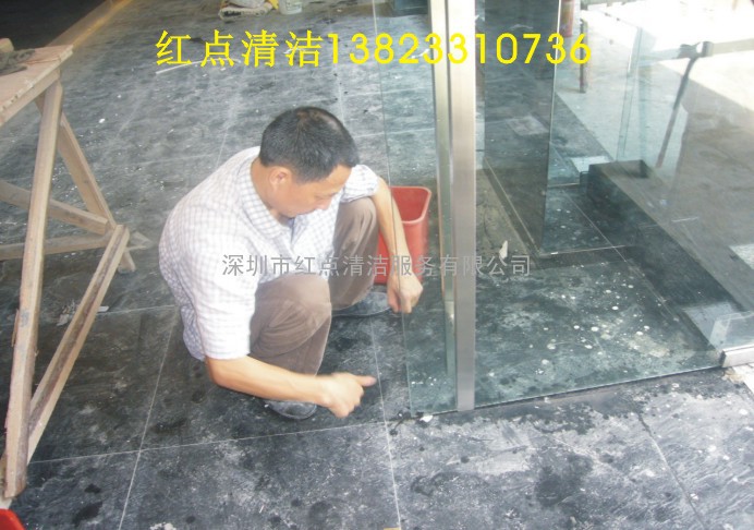 深圳清洁公司红点清洁星级服务更贴心  13823310736杨生0755-82267789