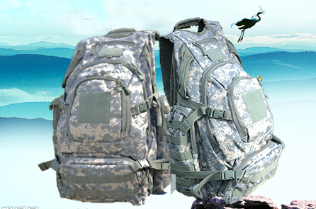 美军部队户外登山包3D背包迷彩双肩包男包笔记本电脑包旅行包