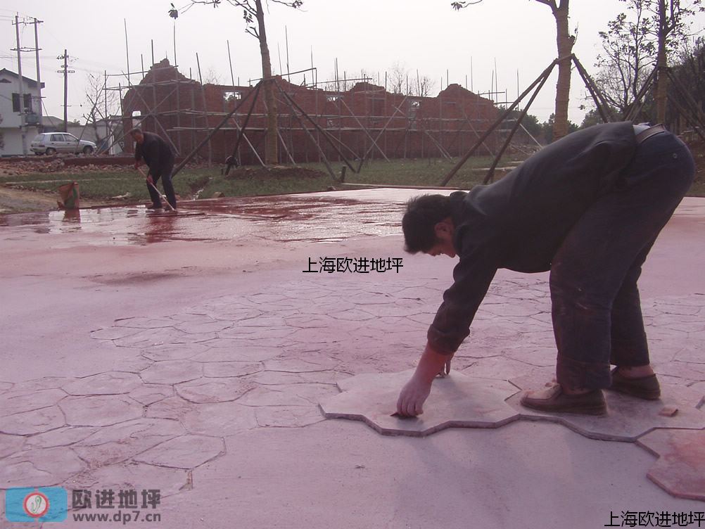 上海水泥压花地面 上海混凝土压模地地坪 上海艺术景观地坪施工