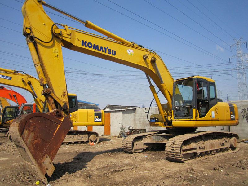 Used Excavator Komatsu PC220-7 with Nice Appearanc