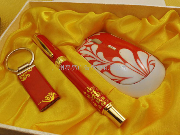 广州开业礼品|庆典礼品|中国红瓷商务三件套礼品