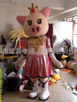 来图定做香港卡通服饰，人偶服装，小猪