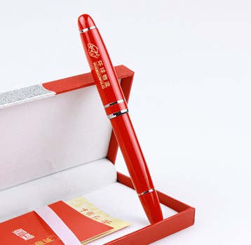 【瓷器】西安红瓷钢笔 西安广告笔 西安红瓷套装笔 长驱直入的畅快书写笔