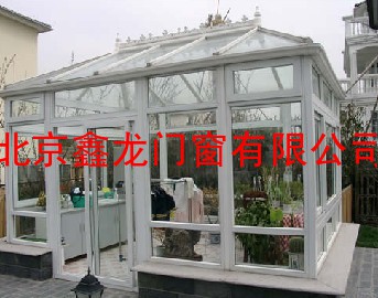 北京别墅阳光房多少钱一平米，北京鑫龙门窗告诉您