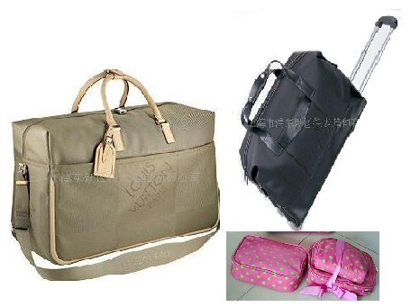 上海厂定做生产仿皮女包，手提包，牛津布拉杆箱包，尼龙化妆包