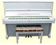 雅马哈 钢琴u1 白色 ：8470元