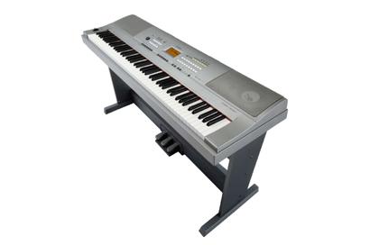 雅马哈08新品KBP-300 电钢琴 ：1860元