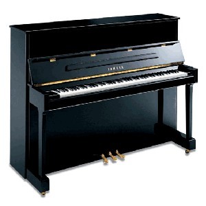 出售雅马哈 C1MPE(光面乌黑色)钢琴
