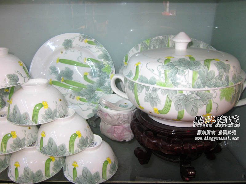 景德镇鼎烨瓷厂生产陶瓷餐具 骨质瓷套装 家居日用品 饭碗盘 丝瓜