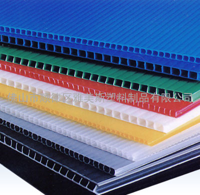 厚5mm钙塑板，万通板做产品垫板和托盘，可重复周转使用