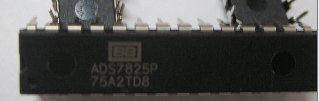 ADS7825P