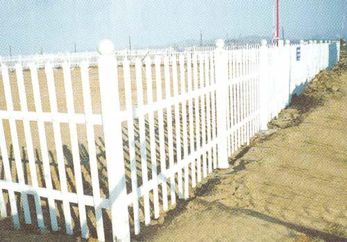 供应PVC围栏/厂区护栏/草坪护栏