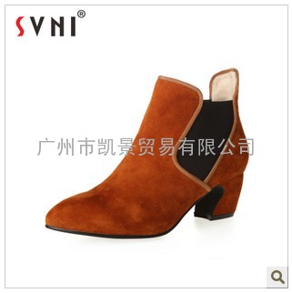 SVNI2012新品靴子 磨砂牛皮欧美时尚短靴尖头粗跟女靴