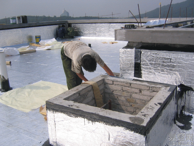 长宁区专业做屋顶阳台彩钢房顶楼顶屋面防水补漏