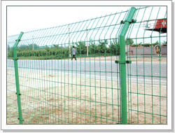 体育场围栏网|浸塑护栏网防护网|长沙铁丝网