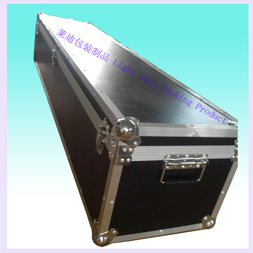 东莞航空箱莱迪铝箱厂生产各款式航空运输箱音响舞台户外设备防护箱