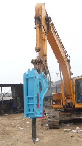 承接青海西宁土方工程和西宁全新挖掘机出租带破碎锤