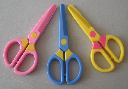 供应儿童剪纸刀供应儿童剪纸刀