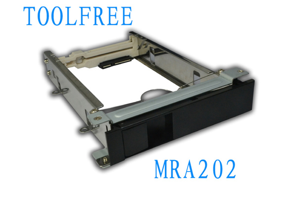 3.5英寸内置硬盘盒MRA202
