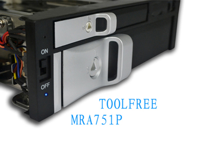 2.5+3.5英寸内置硬盘盒MRA751P