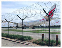 机场隔离栅,机场围栏,机场网栏,机场封闭网，机场防护网