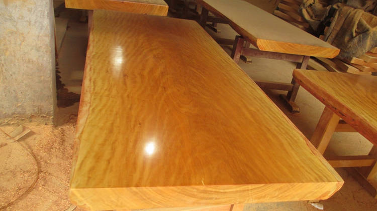 黄花梨大板 实木大斑台 原木茶几 餐桌