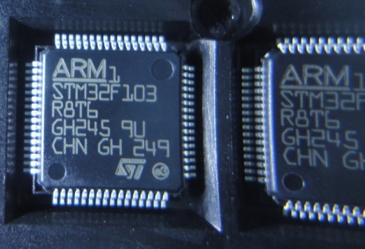 STM32F103R8T6