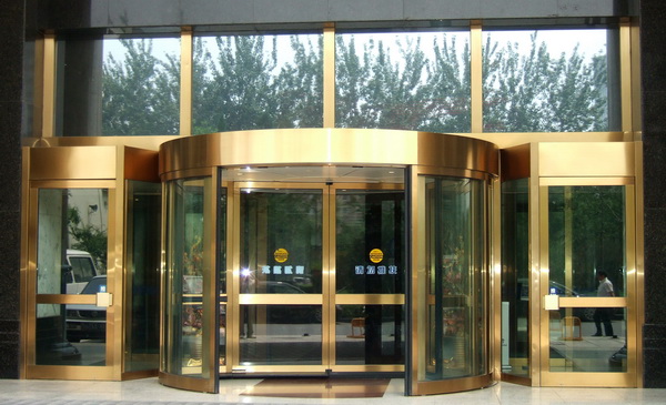 北京维修玻璃门.专业维修旋转玻璃门